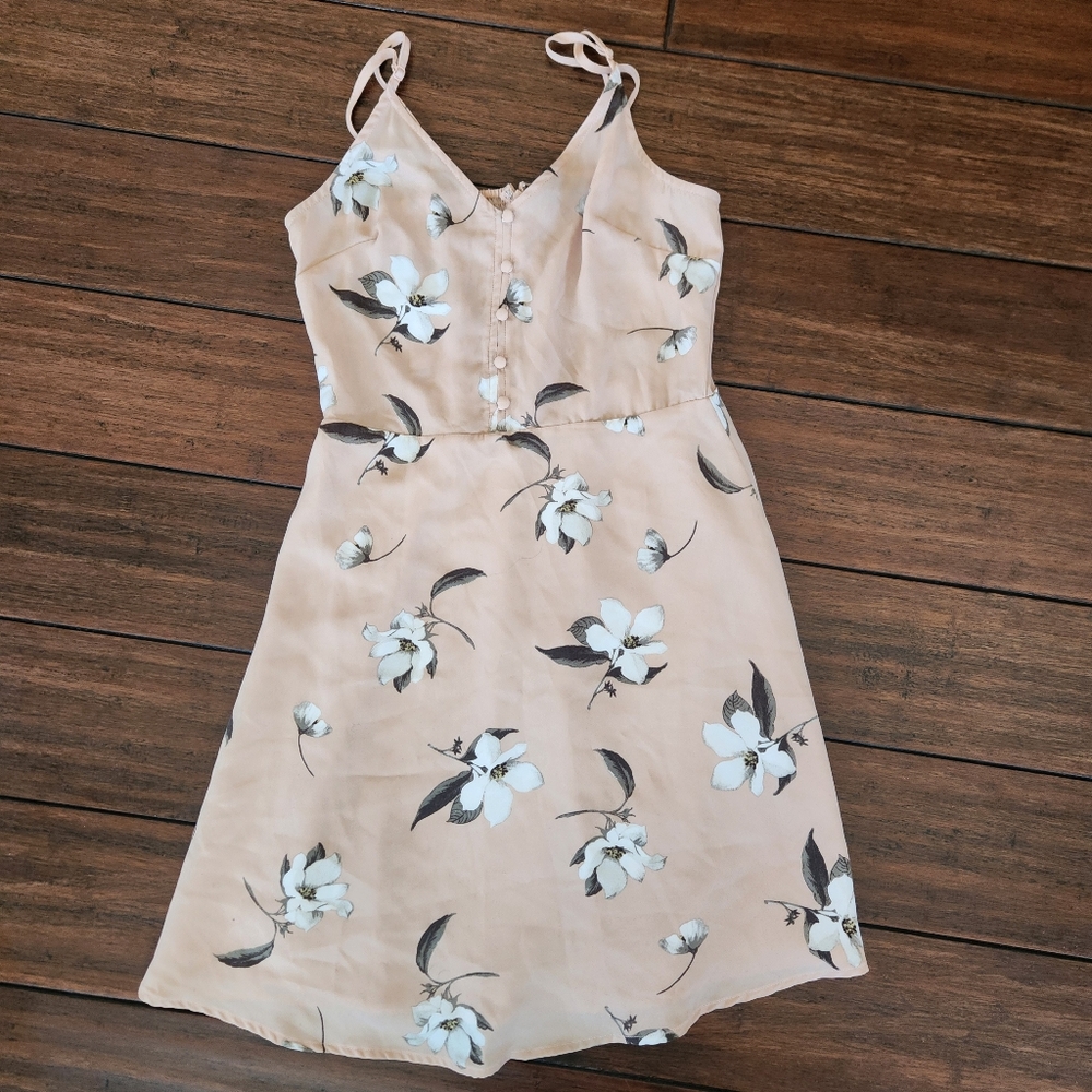 Dynamite Floral Beige Dress- XS